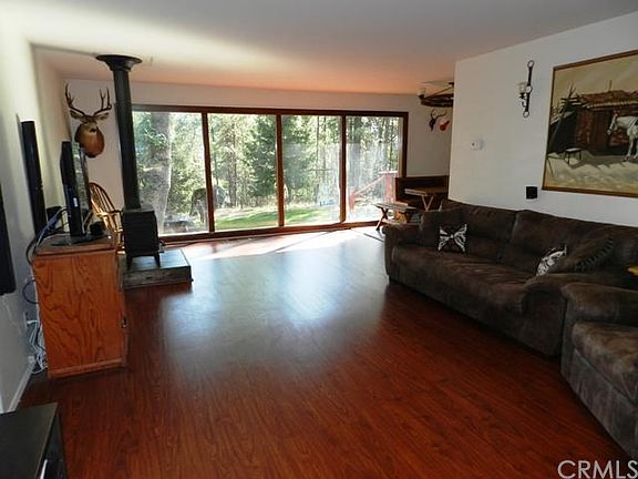 5th image of 5841 Evergreen Ln