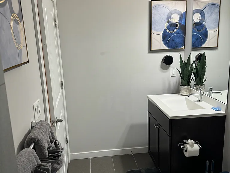 1608 Ridge Ave #304 — Photo 7