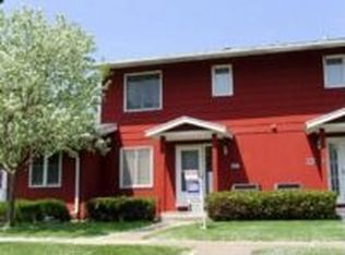1426 McNally Dr #H, Winona, MN 55987
