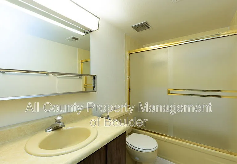 600 Manhattan Dr #5B — Photo 12