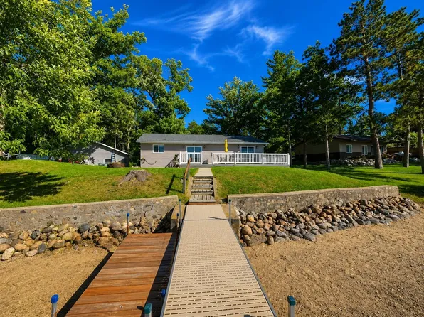 38403 E Blueberry Dr, Menahga, MN 56464