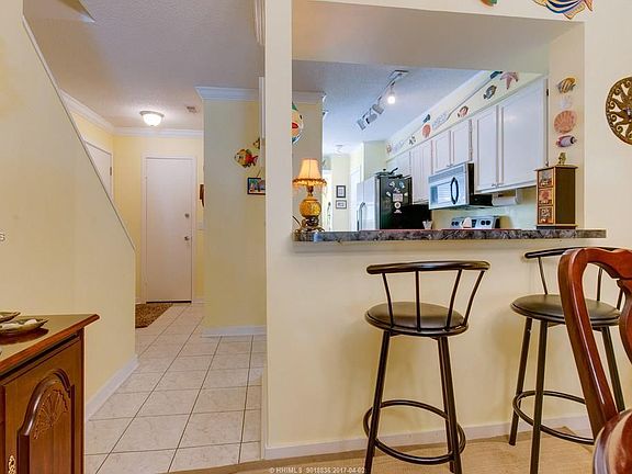2nd image of 36 Deallyon Ave APT 44