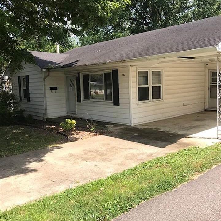 1st image of 302 East Ln