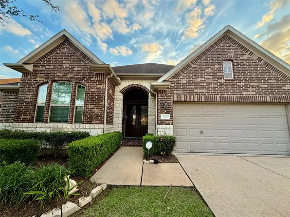 5102 Ava Meadows Ln, Sugar Land, TX 77479