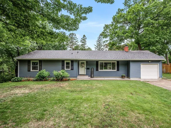 1611 Winnetka Ave N, Golden Valley, MN 55427