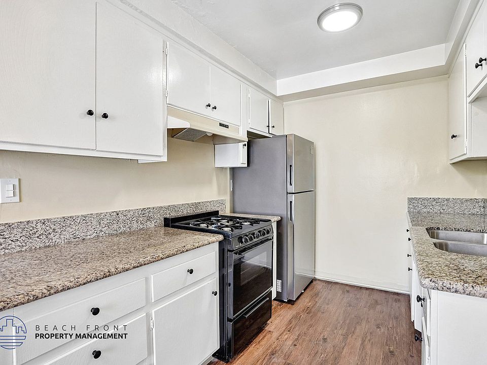 1st image of 2521 Mathews Ave APT E