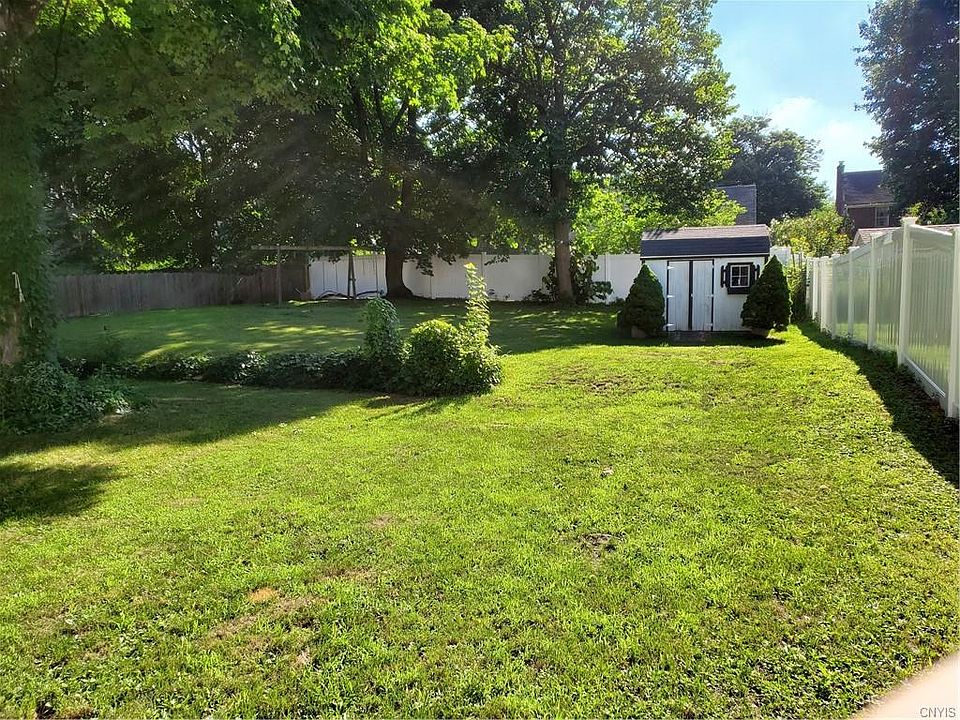 2nd image of 205 Breakspear Rd