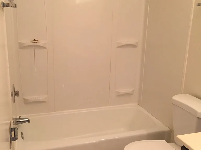1740 North Ave — Photo 4