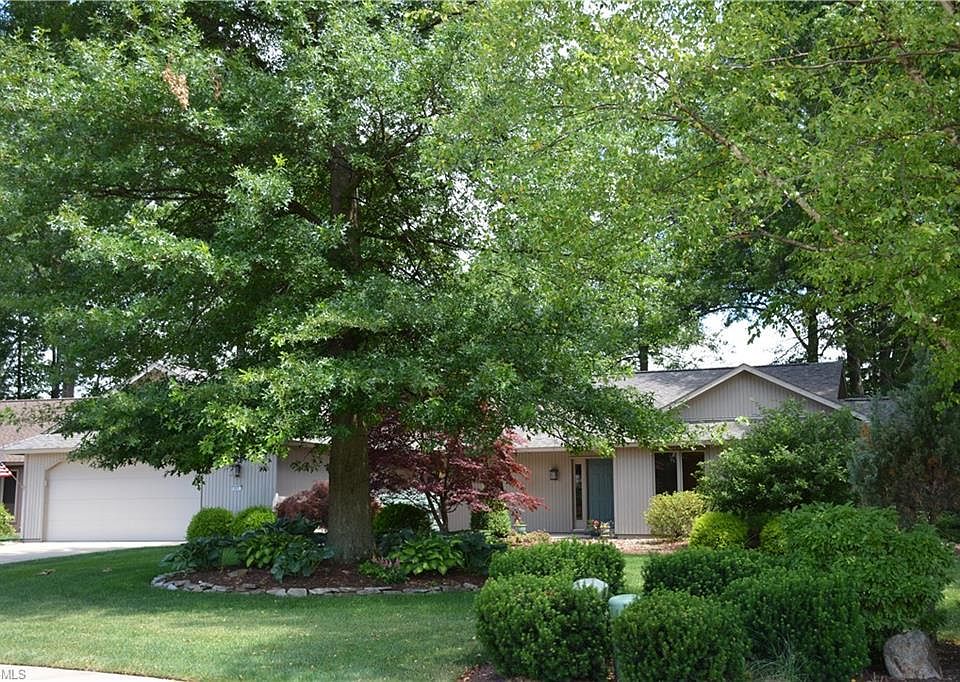 1st image of 8891 Riverwood Dr