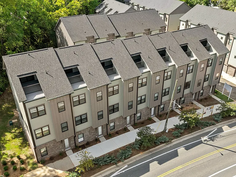The Collection at North Davidson Townhomes for Rent in NoDa — Photo 57