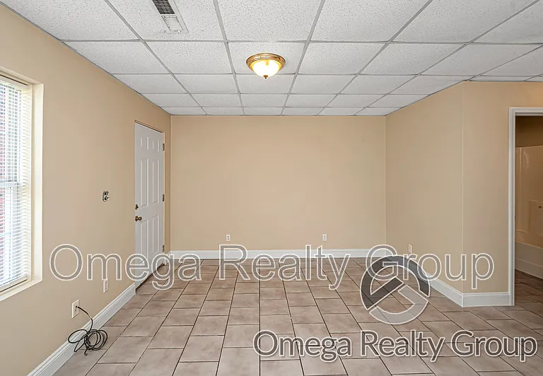 314 Percy St — Photo 6