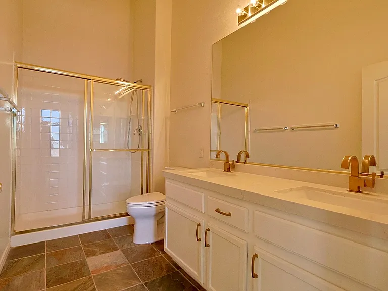 700 Carnegie St #1424 — Photo 26