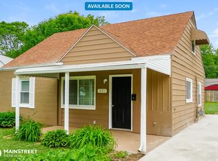 821 Exeter Rd, Columbus, OH 43213