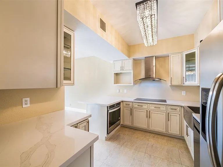 1111 Bering Dr #206 — Photo 7