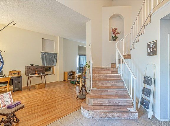 4th image of 770 E Avenue K4