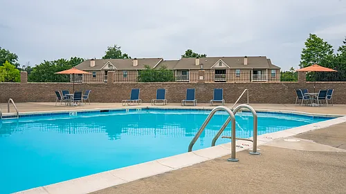 Burlington Oaks Apartments Photo 1 Burlington Oaks Apartments Photo 1