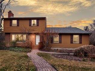 1529 Cahill Dr, East Lansing, MI