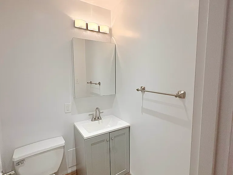 80 Varick St #8D — Photo 7