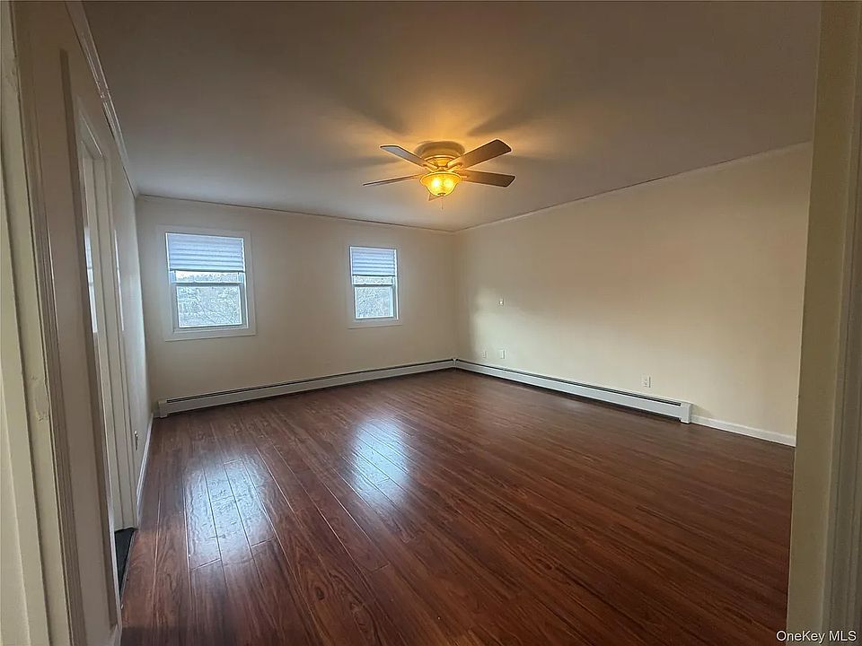 2nd image of 13 Brookside Rd