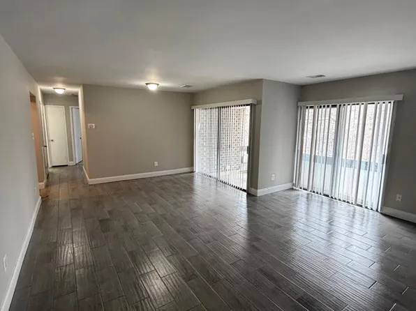 10242 Prince Pl APT 206, Upper Marlboro, MD 20774