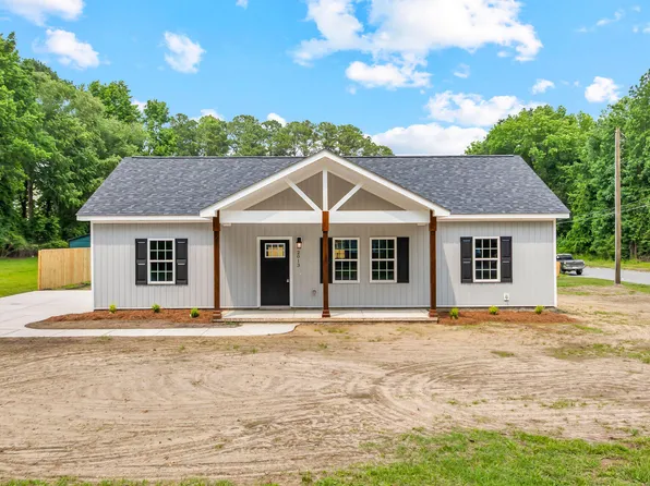 2013 E Hawthorne Street, Goldsboro, NC 27530