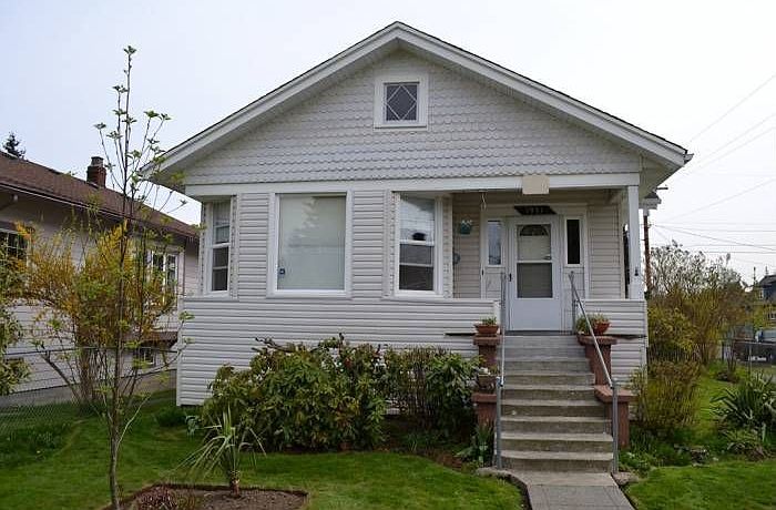 Exquisite Everett Home