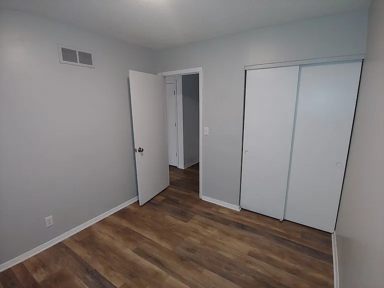 4080 Boston Dr — Photo 11