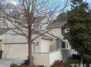 111 Woodglen Dr, Cary, NC 27518