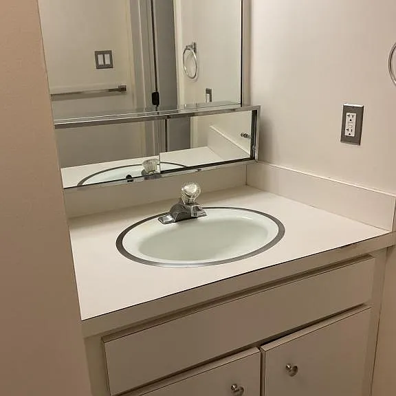 158 S Walnut St #304 — Photo 11