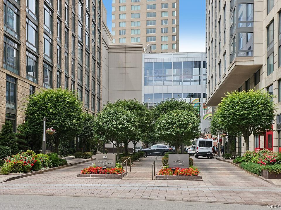 1st image of 25 City Place #6C