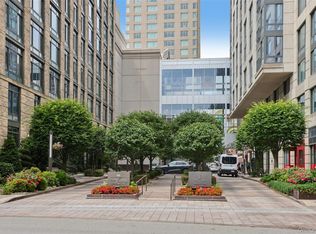 25 City Place #6C, White Plains, NY 10601