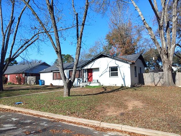 2nd image of 1024 Edgewood Dr