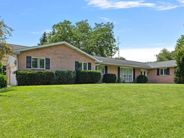 306 Michigan St E, Three Oaks, MI 49128