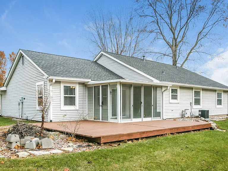7809 Hampton Pl — Photo 16