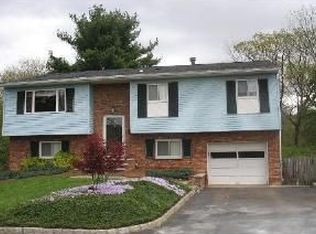 3 Victor Ct, Hackettstown, NJ 07840
