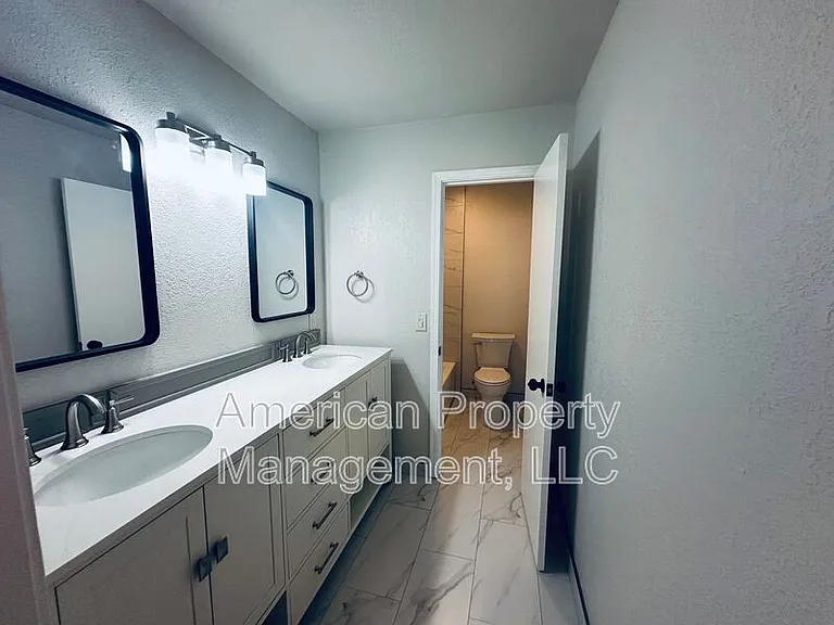6712 S 78th East Ave — Photo 35