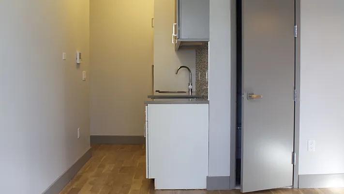 Rented by Nooklyn NYC LLC | media 34