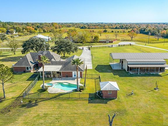 3rd image of 5250 Lauren Ln