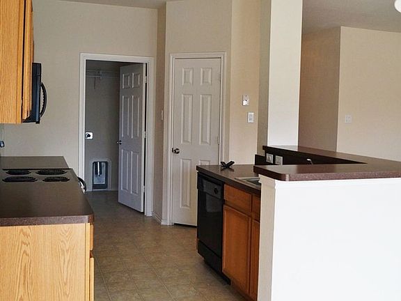 5th image of 2500 Shannon Dr