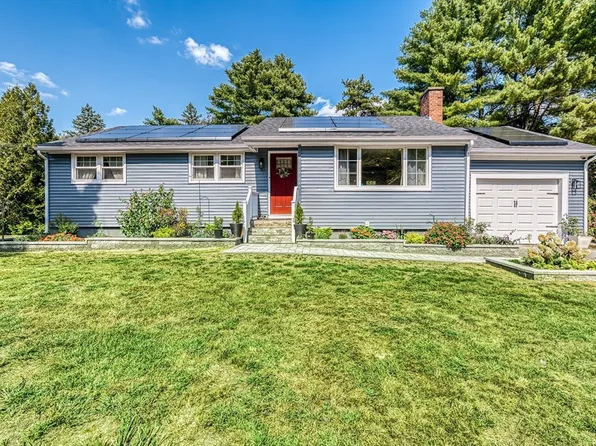 7 Spring Ln, Hopkinton, MA 01748