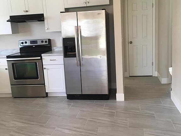 2nd image of 90 W Towne Pl #90