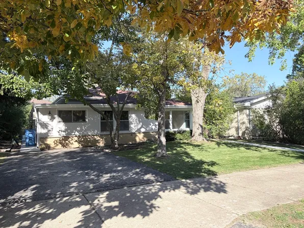 1751 Clavey Rd, Highland Park, IL 60035