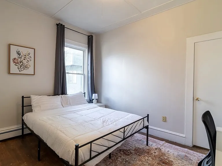 4-A Sherman St #1 — Photo 4
