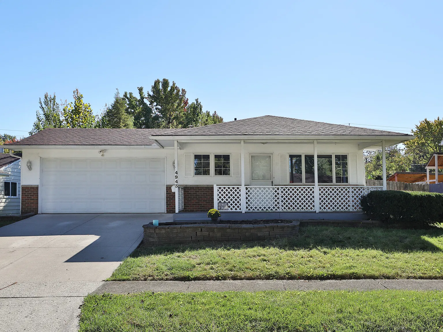 3 bed, 1410 sqft, $1,950 — Photo 2