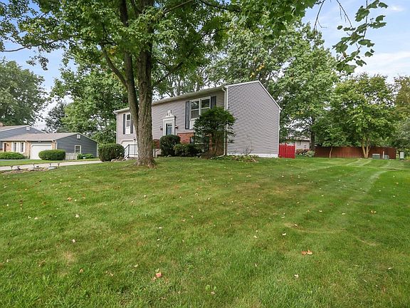 2nd image of 105 Fordwick Ln