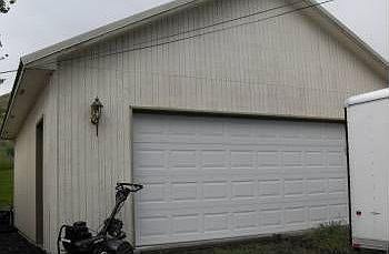 detached garage