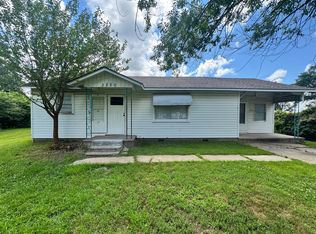 3220 S Cherokee Dr, Muskogee, OK 74403