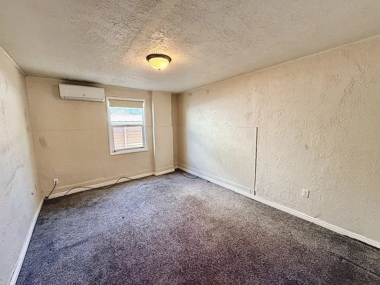2024 Monroe Blvd #1 — Photo 11