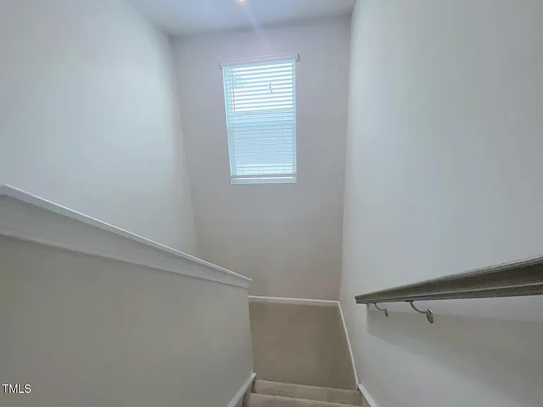2118 Cherry Creek Rd — Photo 37