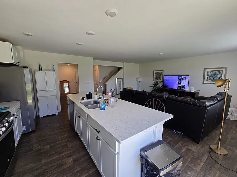 1801 Turtle Creek Dr — Photo 8